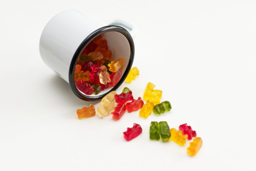 gummies in a mug